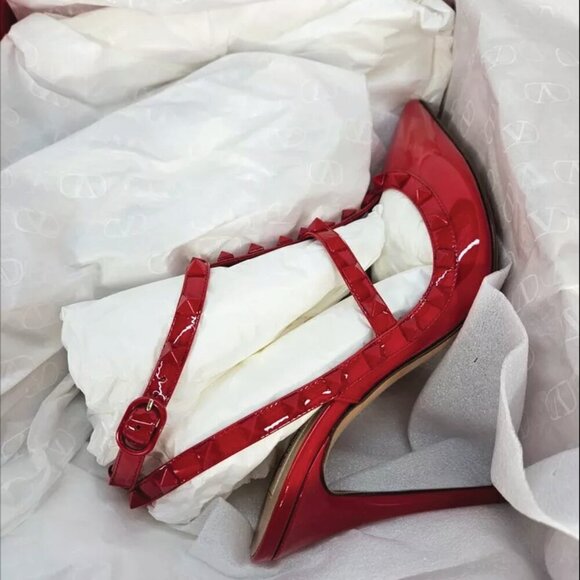 Valentino Garavani Women Rockstud Ankle Strap Pumps Tonal Studs 11 MSRP $1,150 - Picture 6 of 15